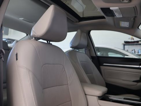 Used 2022 Nissan Altima 2.5 Platinum image 10