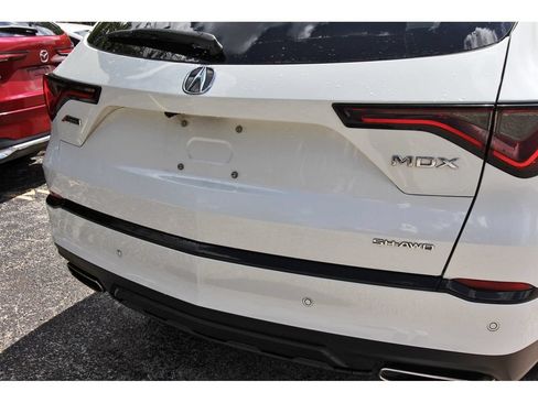 Used 2022 Acura MDX A-Spec AWD/4WD image 5