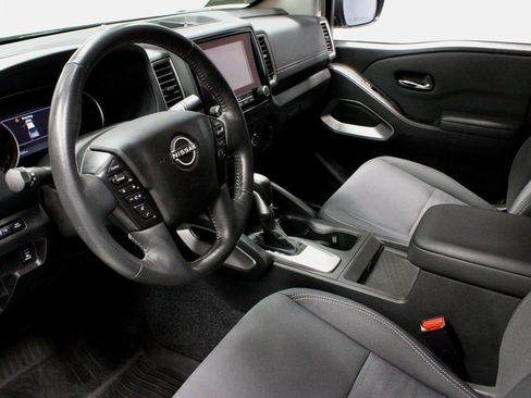 Certified 2024 Nissan Frontier SV w/ SV Convenience Package image 24