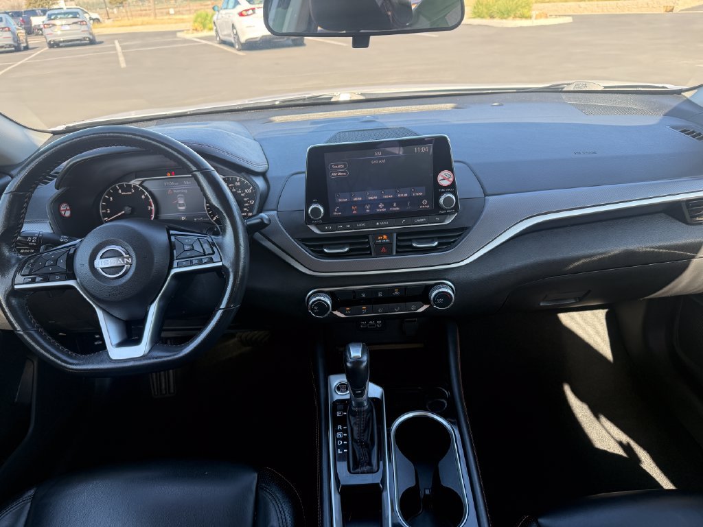 Used 2024 Nissan Altima 2.5 SR FWD image 15