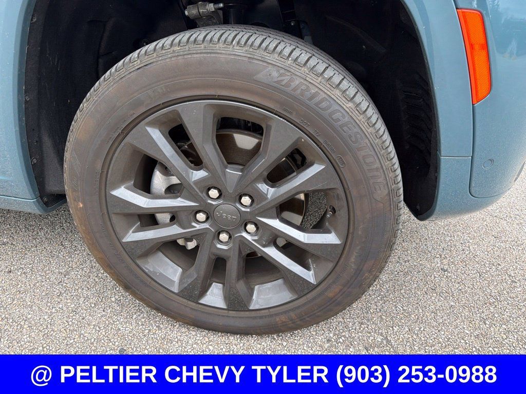 Used 2026 Jeep Grand Cherokee L Limited AWD/4WD image 4