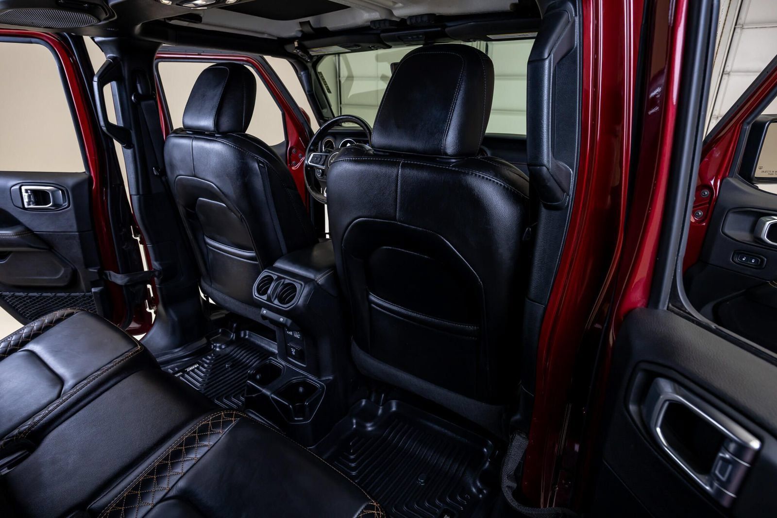 Used 2021 Jeep Gladiator Overland AWD/4WD image 30
