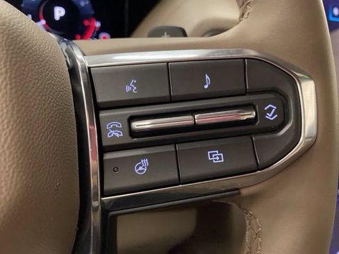 Used 2026 GMC Yukon Denali AWD/4WD image 33