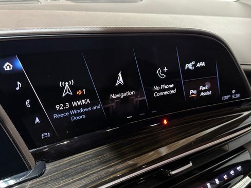 Used 2021 Cadillac Escalade ESV Sport w/ Driver Assist Tech Package RWD image 36