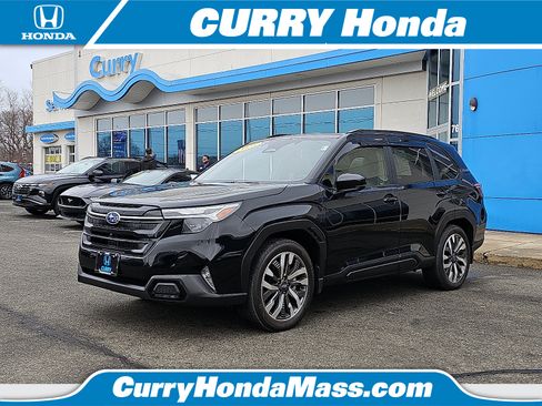 Used 2025 Subaru Forester Touring image 1