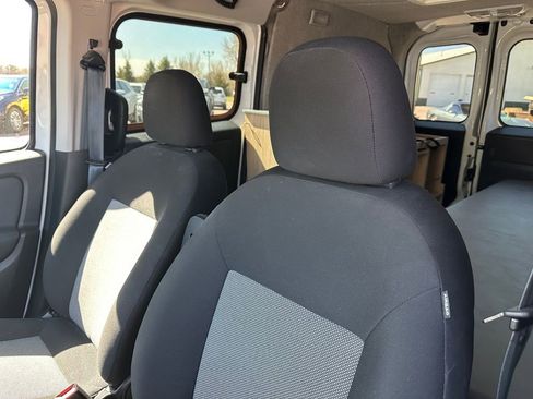 Used 2021 RAM ProMaster City Tradesman w/ Window Group 04 FWD image 3