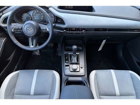 New 2026 MAZDA CX-30 Aire Edition image 13
