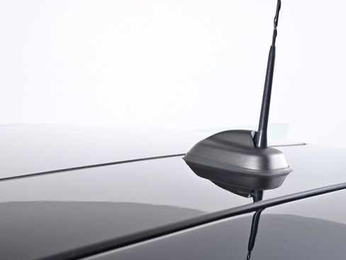Used 2023 MINI Cooper 2-Door Hardtop FWD image 12