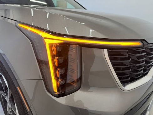 Used 2025 Kia Sorento SX Prestige image 31