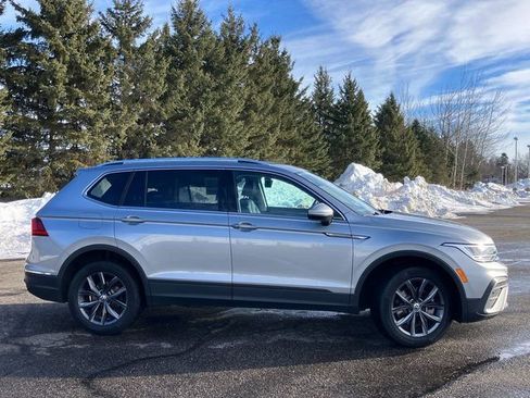 Used 2022 Volkswagen Tiguan SE image 20