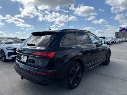 Used 2025 Audi Q7 3.0T Prestige w/ Prestige Package AWD/4WD image 3