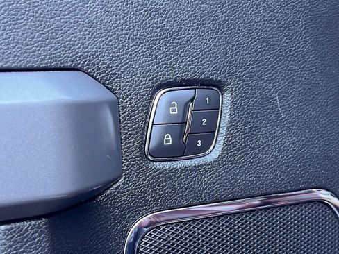 Used 2019 Ford F250 Platinum w/ Platinum Ultimate Package image 24