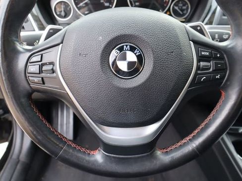 Used 2017 BMW 330i Sedan w/ Premium Package RWD image 11