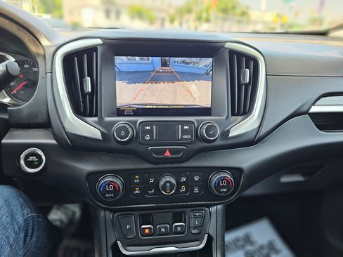 Used 2020 GMC Terrain SLT image 30