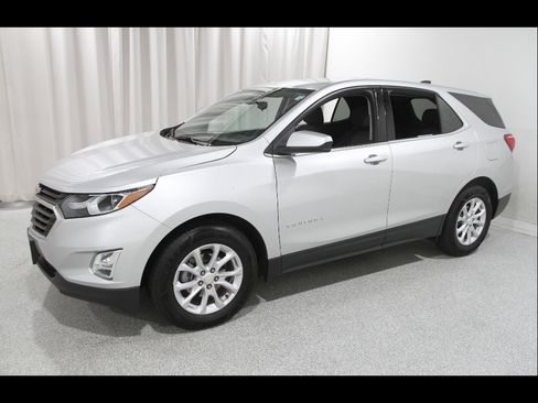 Used 2020 Chevrolet Equinox LT FWD image 3