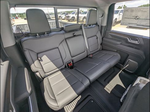 New 2026 GMC Sierra 3500 Denali w/ Denali Reserve Package AWD/4WD image 17