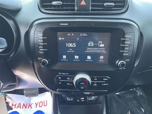 Used 2018 Kia Soul + FWD image 14