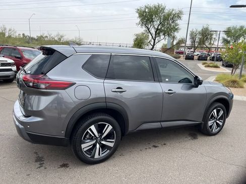 Used 2025 Nissan Rogue SL w/ SL Premium Package AWD/4WD image 21