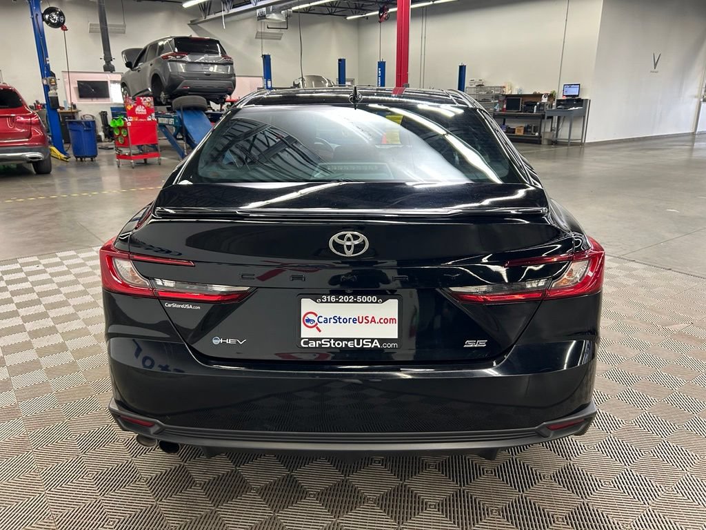 Used 2025 Toyota Camry SE FWD image 6