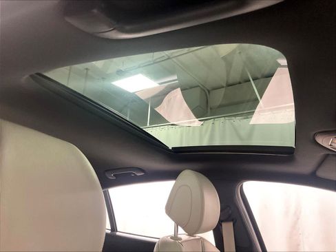 Used 2023 Genesis G70 2.0T w/ Sport Prestige Package image 22