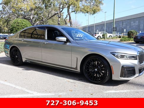 Used 2021 BMW 750i xDrive w/ Executive Package image 12