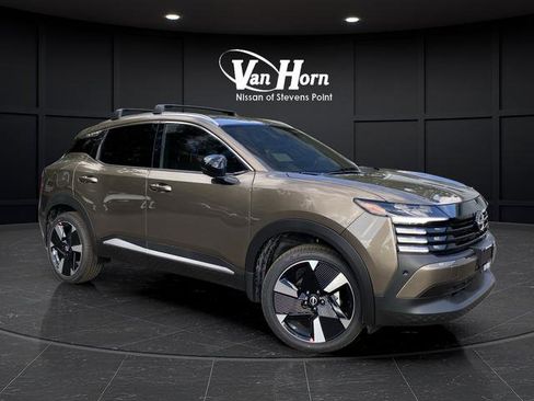 New 2026 Nissan Kicks SR w/ Cold Weather Package image 33