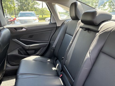 Used 2019 Volkswagen Jetta SEL FWD image 33