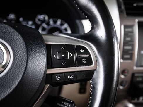Used 2021 Lexus GX 460 Premium w/ Premium Package AWD/4WD image 16