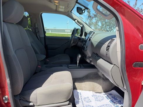 Used 2016 Nissan Frontier SV w/ SV Value Truck Package AWD/4WD image 26