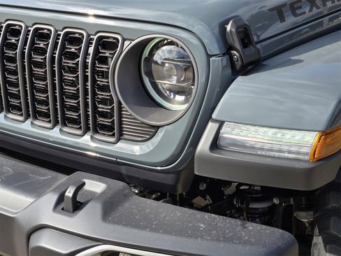 New 2026 Jeep Gladiator Sport image 8