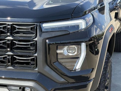 New 2026 GMC Canyon Elevation w/ Convenience Package image 8