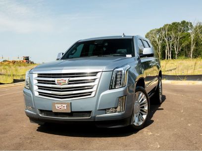 Used 2016 Cadillac Escalade Platinum