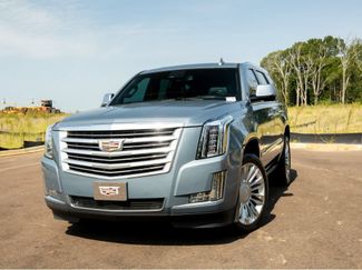 Used 2016 Cadillac Escalade Platinum RWD video 1