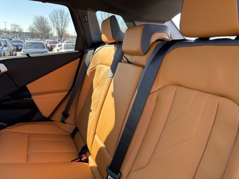 Used 2026 BMW X3 xDrive30 w/ Premium Package image 33