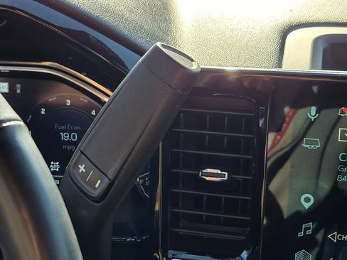 Used 2025 Chevrolet Silverado 1500 LT AWD/4WD image 29
