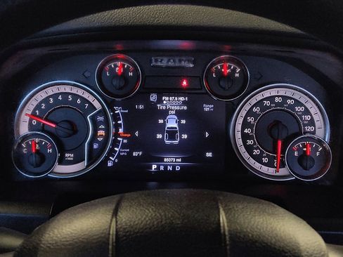 Used 2019 RAM 1500 Classic Warlock RWD image 23
