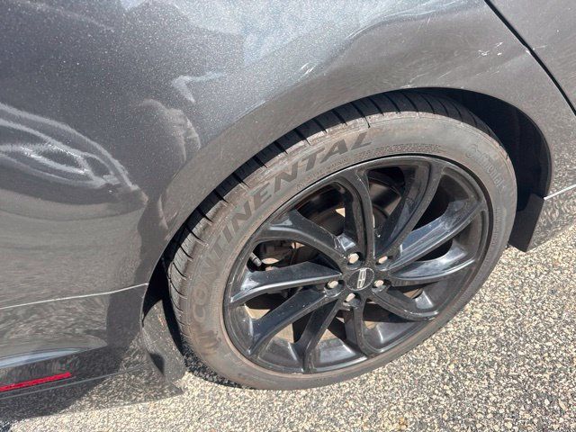 Used 2020 Lincoln MKZ Reserve w/ Elements Package AWD/4WD image 7