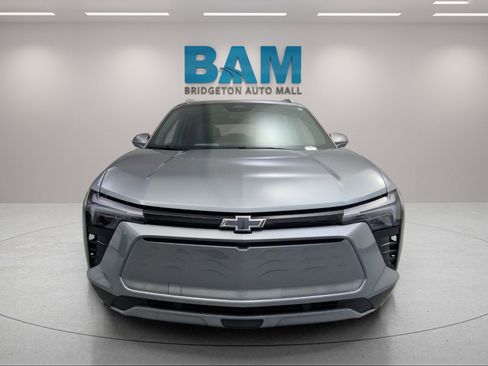 New 2025 Chevrolet Blazer EV LT image 2