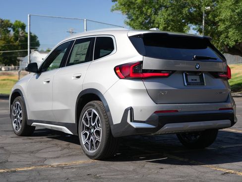 New 2026 BMW X1 xDrive28i w/ Technology Package AWD/4WD image 3