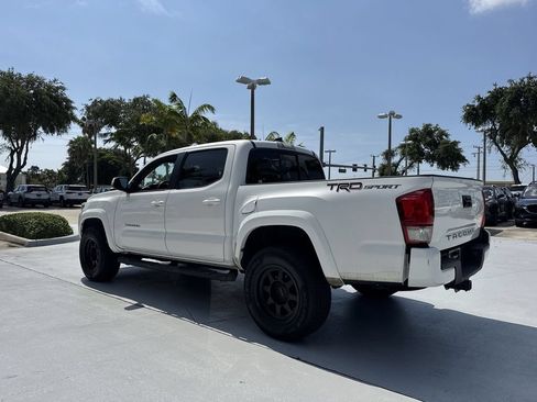Used 2016 Toyota Tacoma TRD Sport w/ Towing Package RWD image 26
