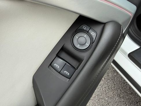 Used 2016 Chevrolet Camaro SS RWD image 42