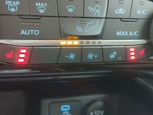 Used 2022 Ford Escape SEL w/ SEL Stealth AWD Package image 22