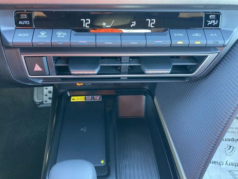 Certified 2026 Toyota Camry SE image 17