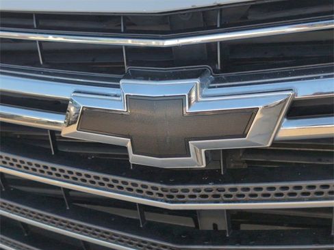 Used 2018 Chevrolet Traverse LT image 29