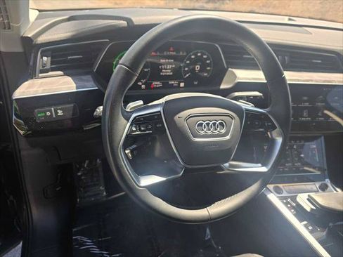 Used 2024 Audi Q8 e-tron Premium Plus w/ Premium Plus Package AWD/4WD image 27
