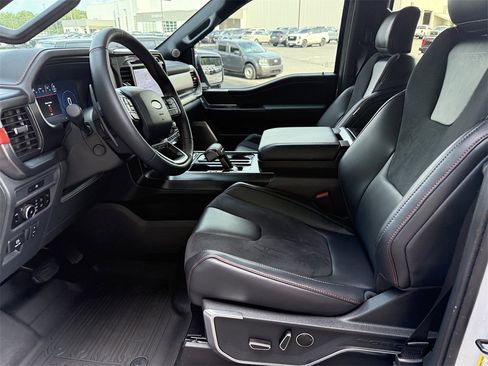 Used 2025 Ford F150 Raptor image 9