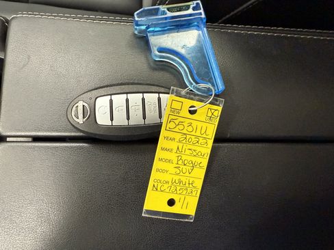 Used 2022 Nissan Rogue SL w/ SL Premium Package image 29