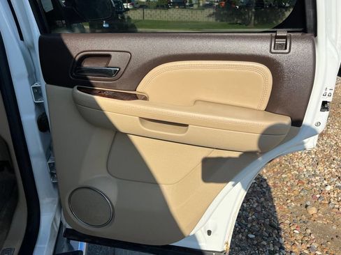 Used 2008 GMC Yukon Denali AWD/4WD image 27