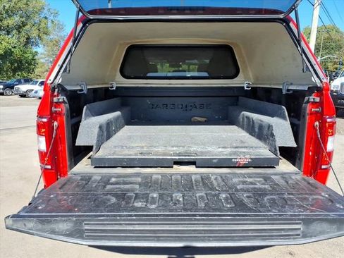 Used 2019 Ford F150 XLT image 11