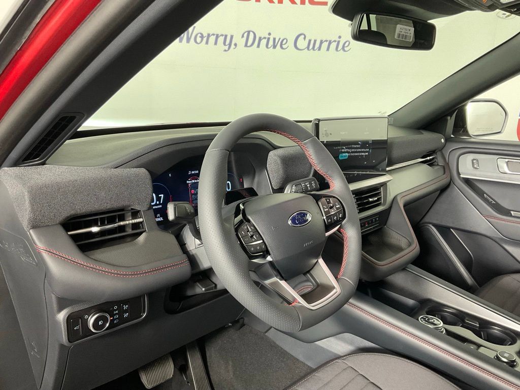 New 2026 Ford Explorer ST-Line w/ ST-Line Street Pack RWD image 13